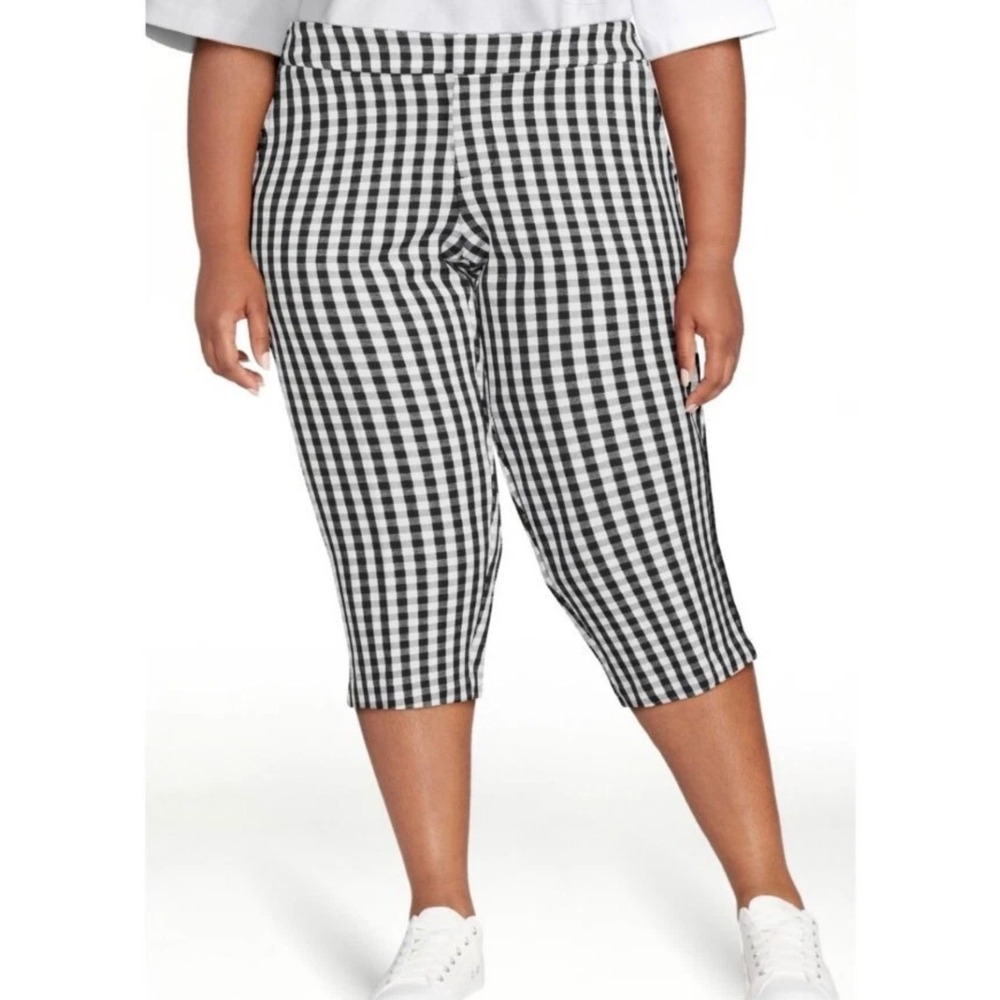 (CL) Time and Tru Womens XXL 20 Black White Gingham Stretch Pull On Capri Pants